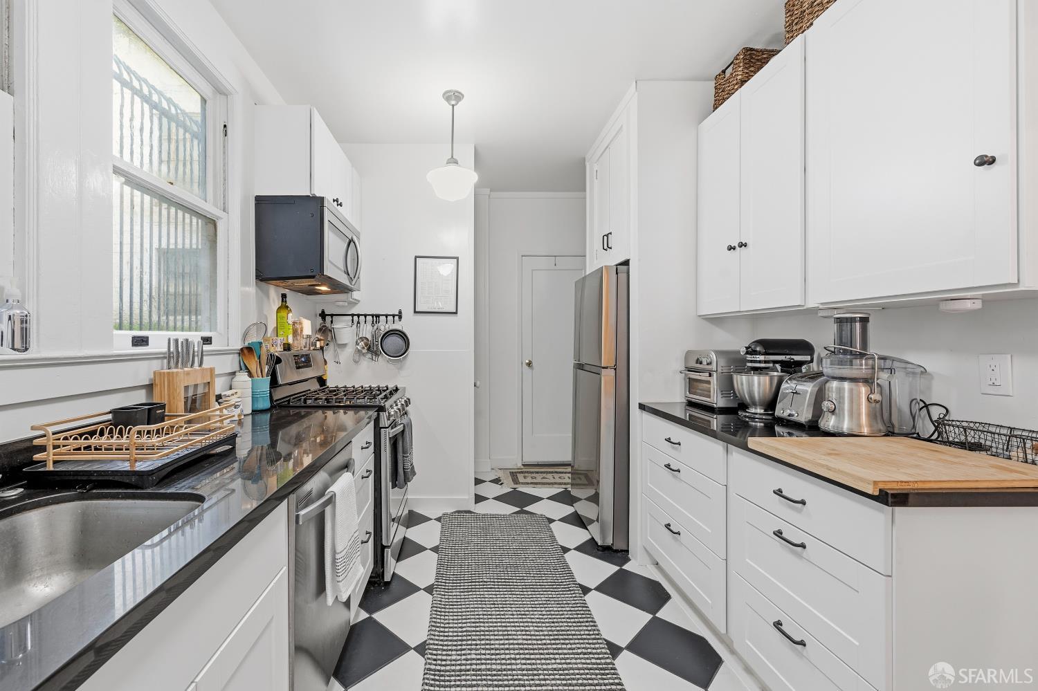 Detail Gallery Image 25 of 39 For 1441 Jones St #301,  San Francisco,  CA 94109 - 1 Beds | 1 Baths