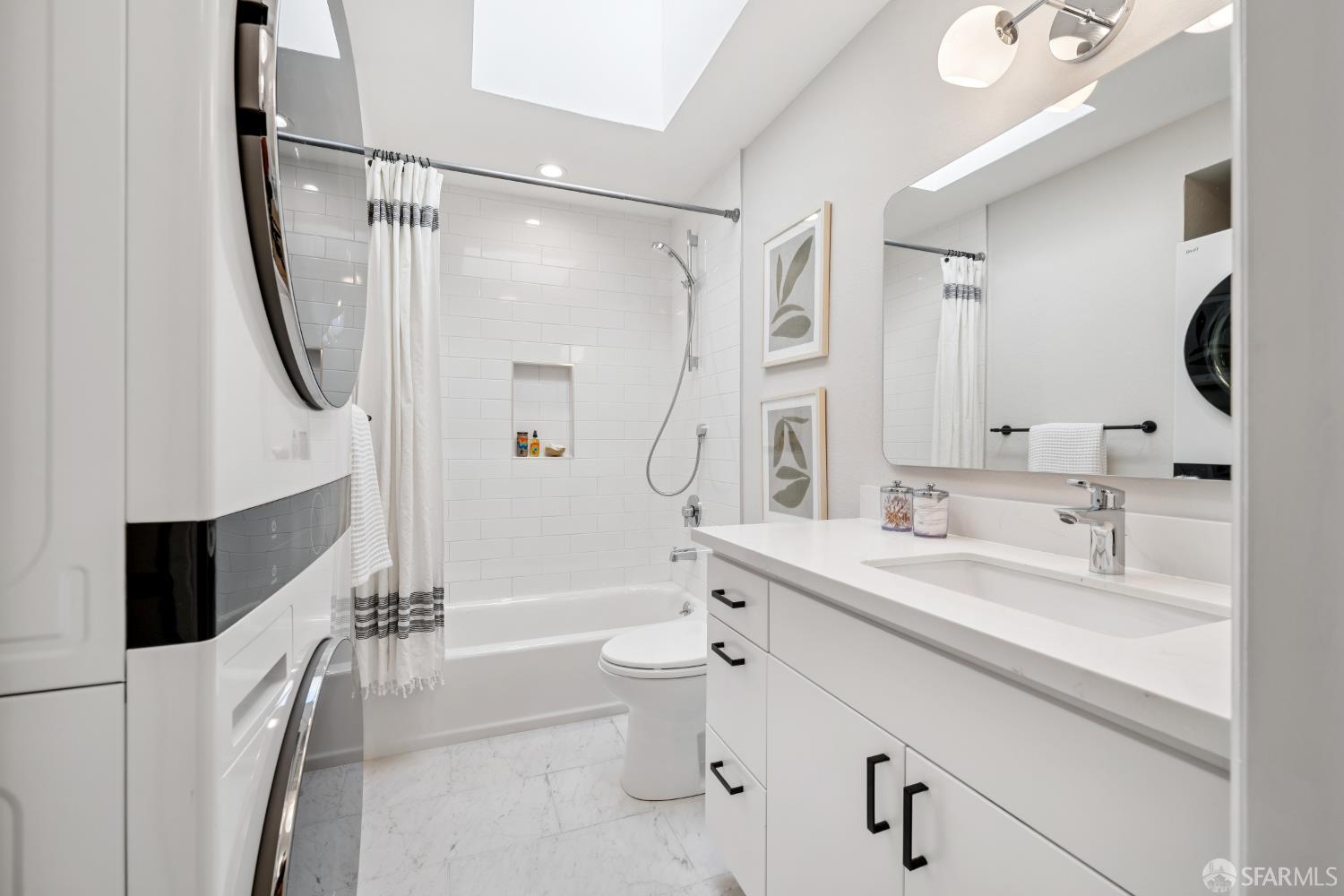 Photo #22: 426094047 Listing: Photo #22