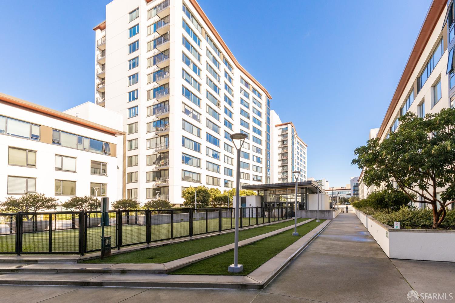 Detail Gallery Image 48 of 52 For 260 King St #959,  San Francisco,  CA 94107 - 3 Beds | 2 Baths