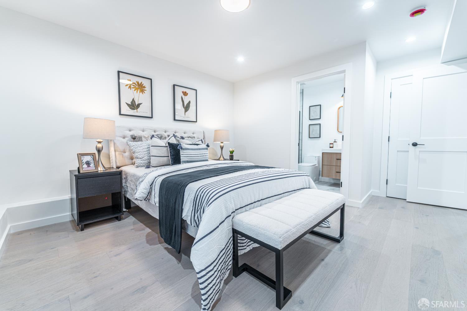 Detail Gallery Image 37 of 90 For 3419 Ulloa St, San Francisco,  CA 94116 - 4 Beds | 4 Baths