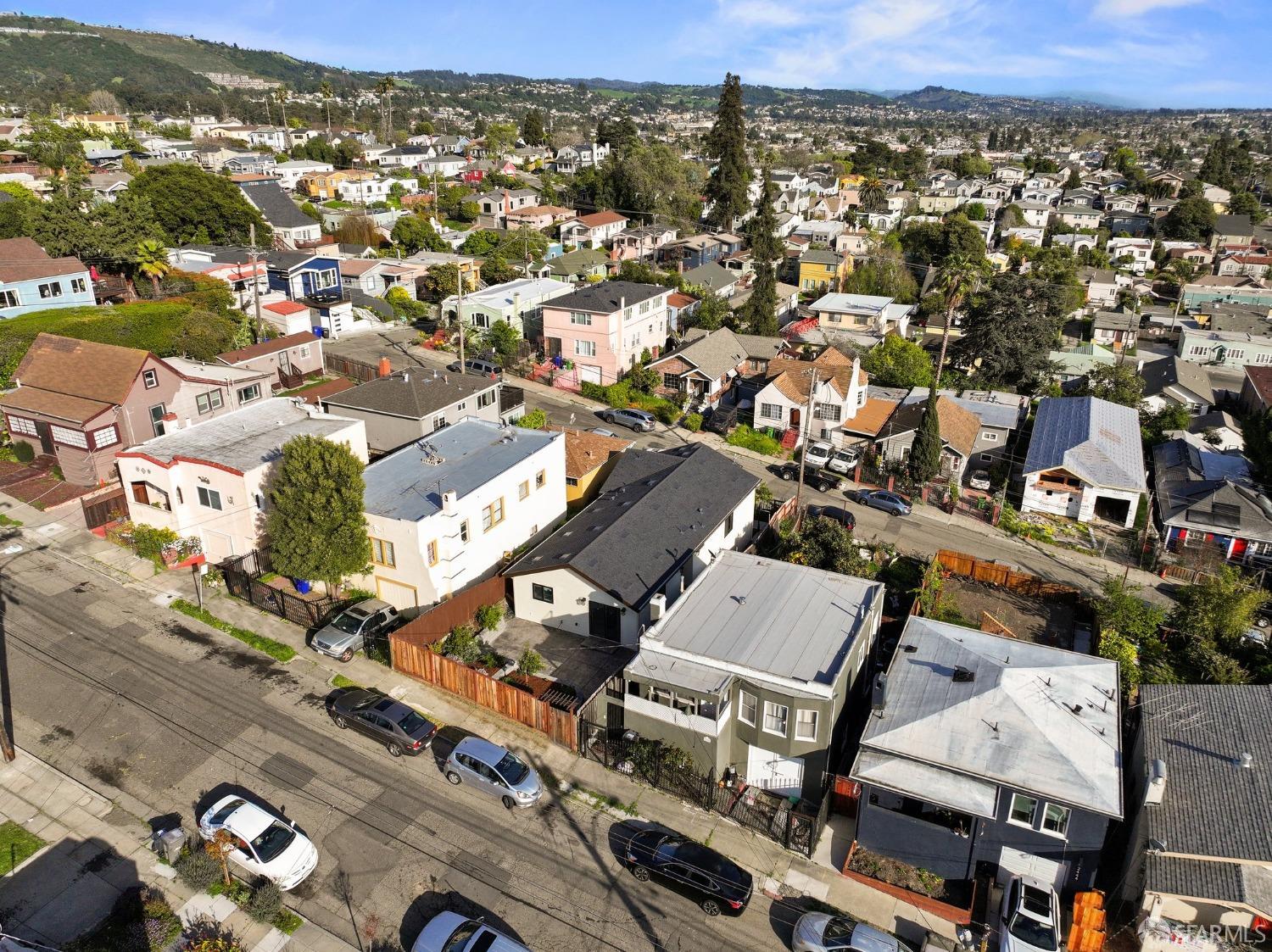 Detail Gallery Image 54 of 55 For 2469 Potter St, Oakland,  CA 94601 - 3 Beds | 4/1 Baths