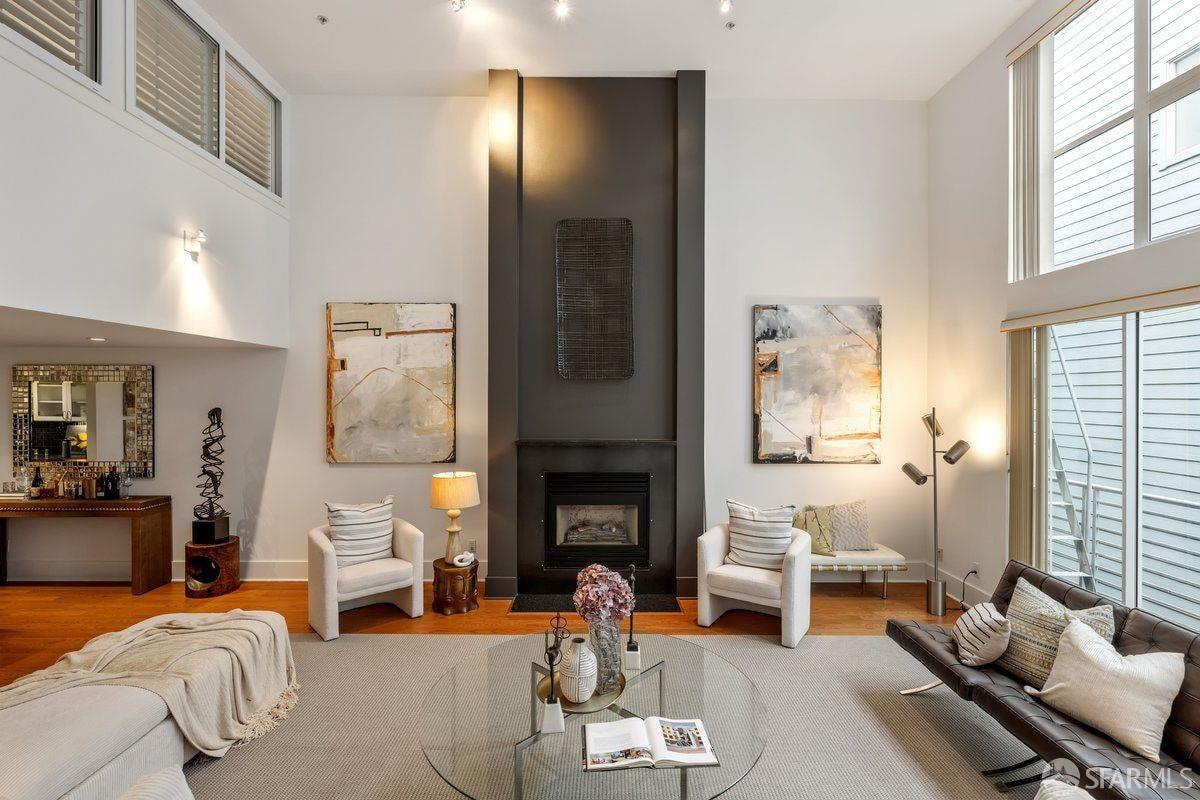 Photo #9: 425093289 Listing: Photo #9