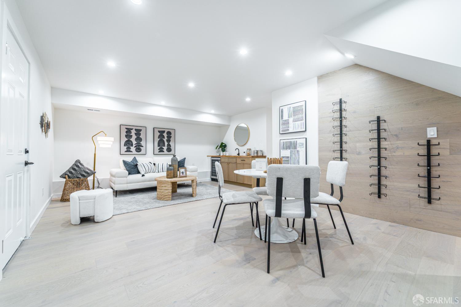 Detail Gallery Image 26 of 90 For 3419 Ulloa St, San Francisco,  CA 94116 - 4 Beds | 4 Baths