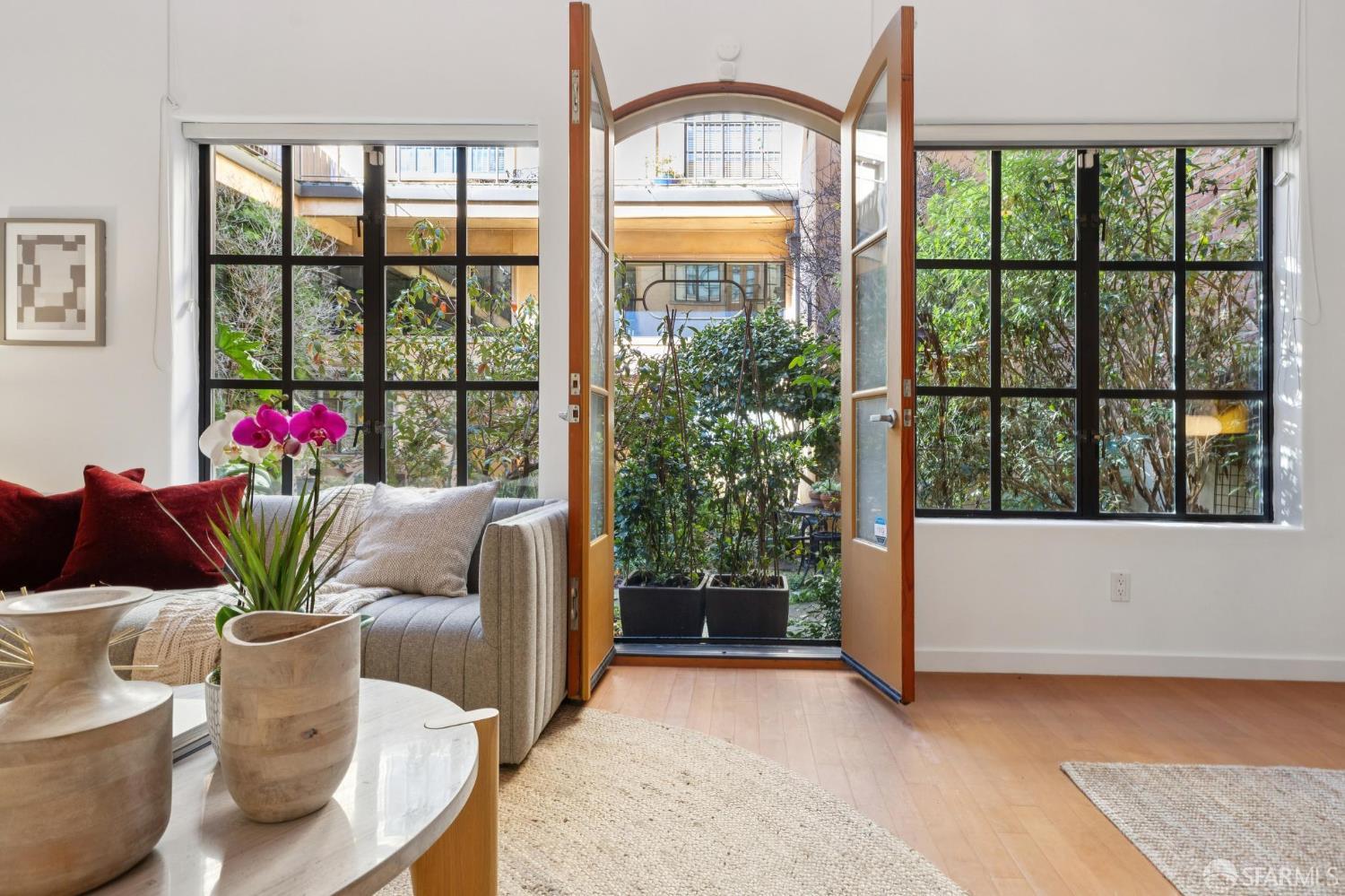 Detail Gallery Image 6 of 36 For 10 S Park St #3,  San Francisco,  CA 94107 - 1 Beds | 2 Baths