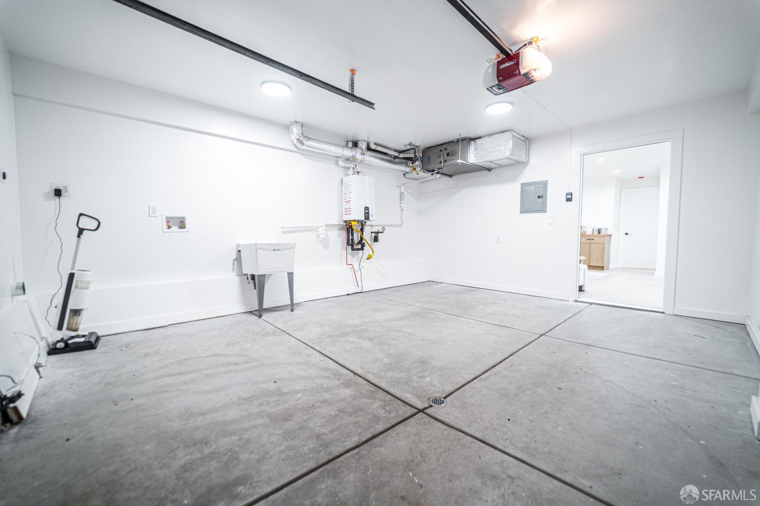 Detail Gallery Image 51 of 90 For 3419 Ulloa St, San Francisco,  CA 94116 - 4 Beds | 4 Baths