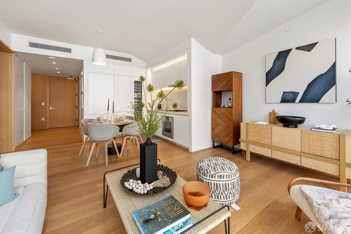 Detail Gallery Image 12 of 43 For 1 Steuart Ln #307,  San Francisco,  CA 94115 - 1 Beds | 1 Baths