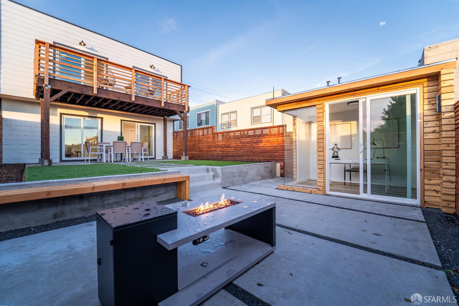 Detail Gallery Image 43 of 90 For 3419 Ulloa St, San Francisco,  CA 94116 - 4 Beds | 4 Baths