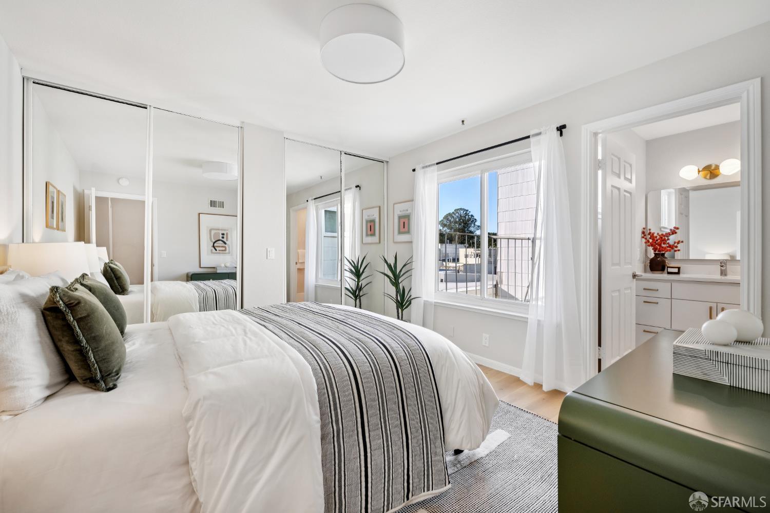 Photo #25: 426094047 Listing: Photo #25