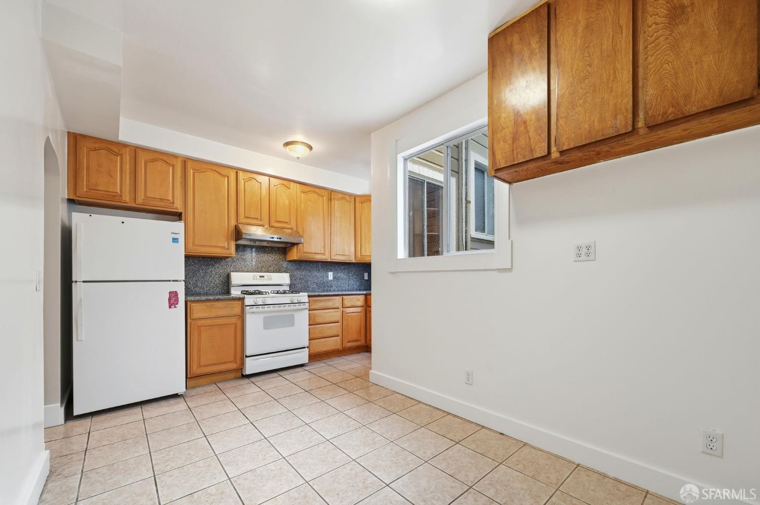 Detail Gallery Image 13 of 30 For 112 Ellington Ave, San Francisco,  CA 94112 - 2 Beds | 1 Baths