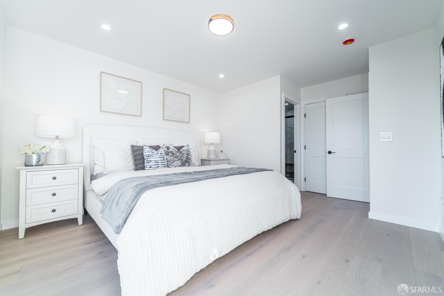 Detail Gallery Image 19 of 90 For 3419 Ulloa St, San Francisco,  CA 94116 - 4 Beds | 4 Baths