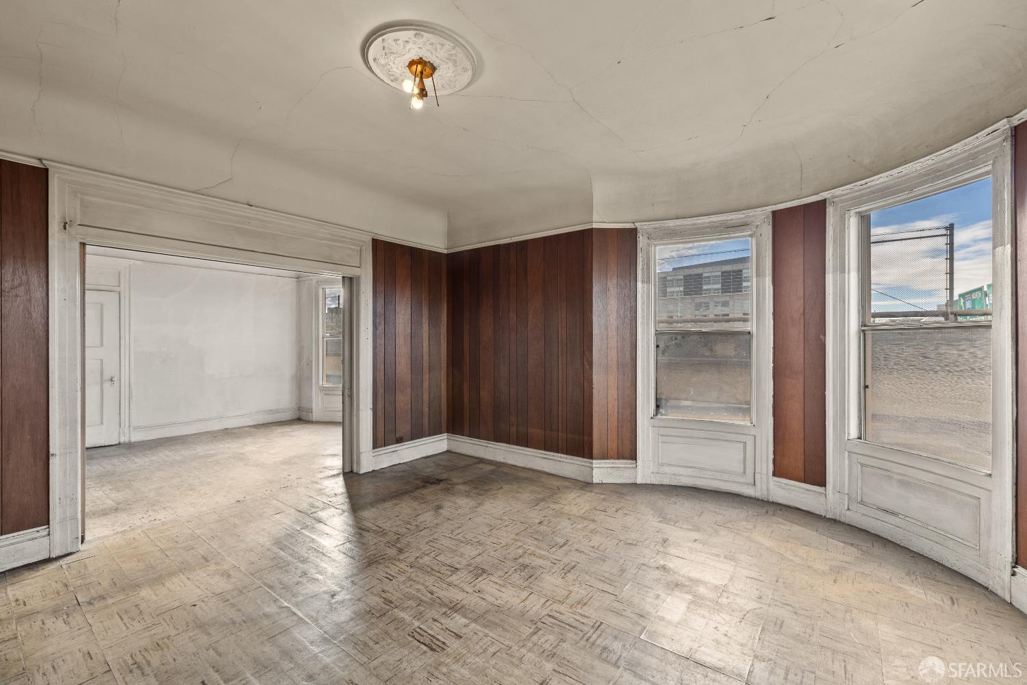 Detail Gallery Image 10 of 30 For 602 Alice St, Oakland,  CA 94607 - – Beds | – Baths