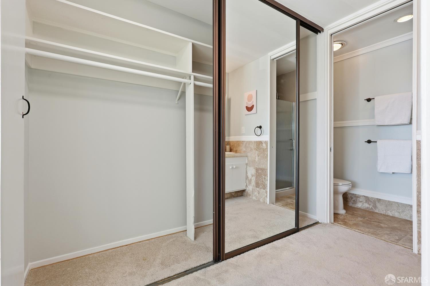 Photo #25: 426094939 Listing: Photo #25