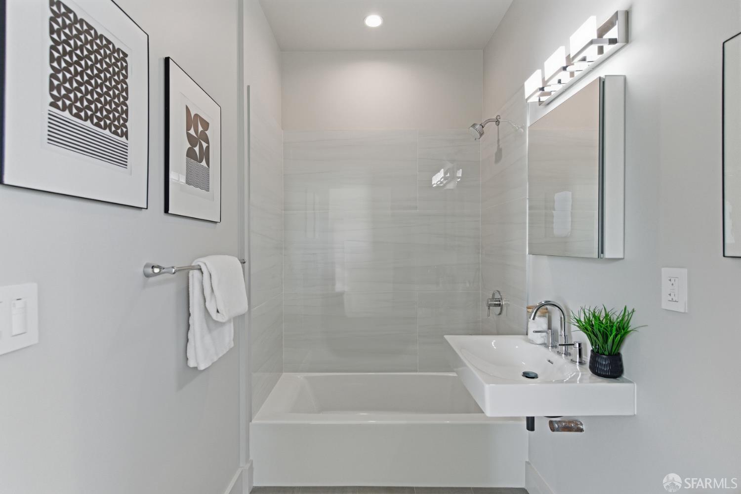 Detail Gallery Image 16 of 23 For 3945 Judah St #501,  San Francisco,  CA 94122 - 1 Beds | 1 Baths