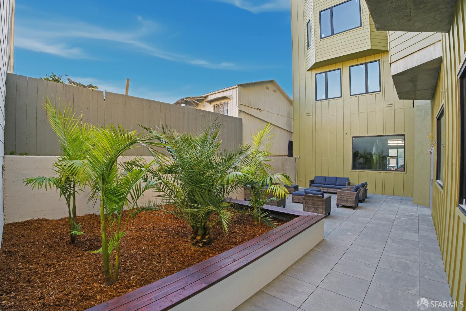 Detail Gallery Image 17 of 53 For 3945 Judah St #202,  San Francisco,  CA 94122 - 2 Beds | 2 Baths