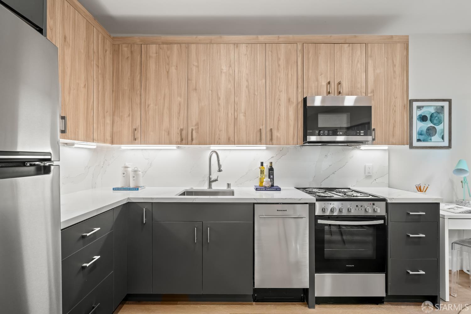 Detail Gallery Image 3 of 14 For 1325 Divisadero St #104,  San Francisco,  CA 94115 - 0 Beds | 1 Baths