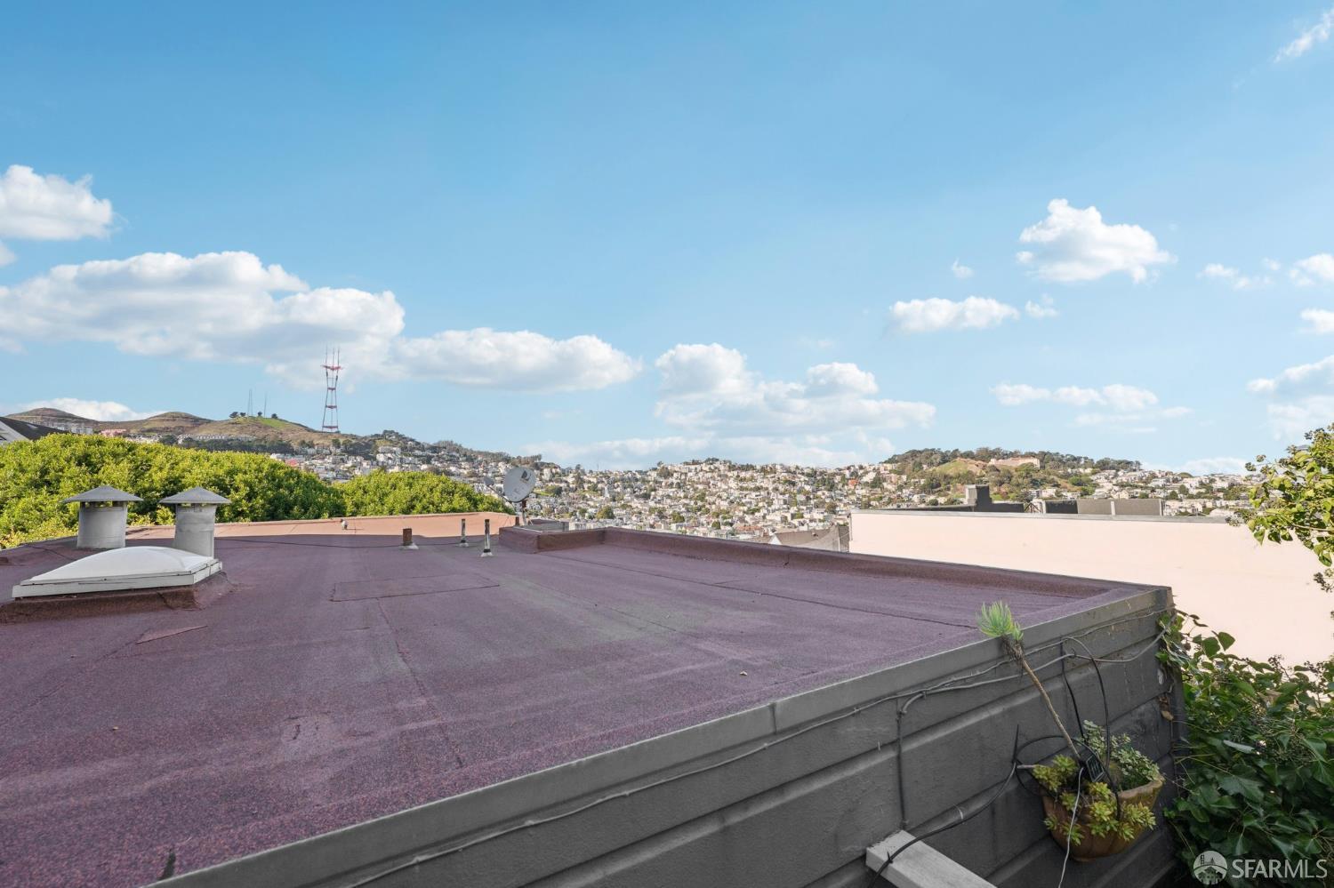 Detail Gallery Image 50 of 51 For 761 Noe St, San Francisco,  CA 94114 - 2 Beds | 1 Baths