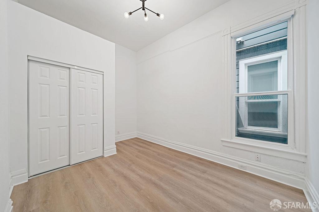 Detail Gallery Image 23 of 29 For 136 Noe St, San Francisco,  CA 94114 - – Beds | – Baths