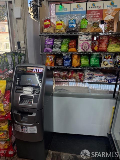 Detail Gallery Image 6 of 10 For 2701 20th Ave, San Francisco,  CA 94110 - – Beds | – Baths