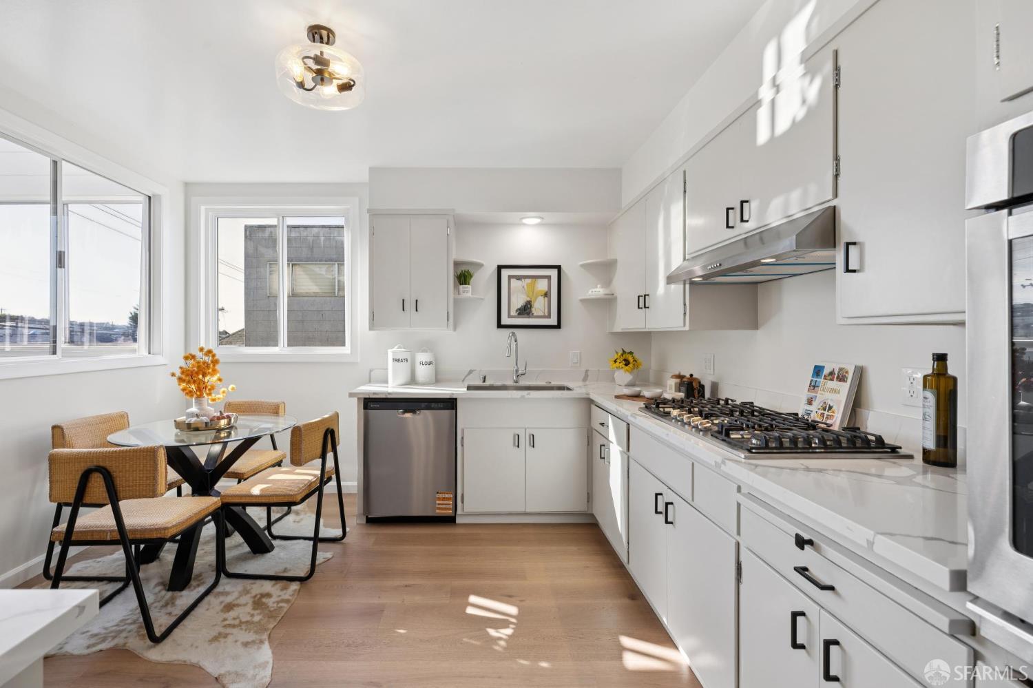 Detail Gallery Image 31 of 73 For 2030 Ortega St, San Francisco,  CA 94122 - 3 Beds | 2 Baths