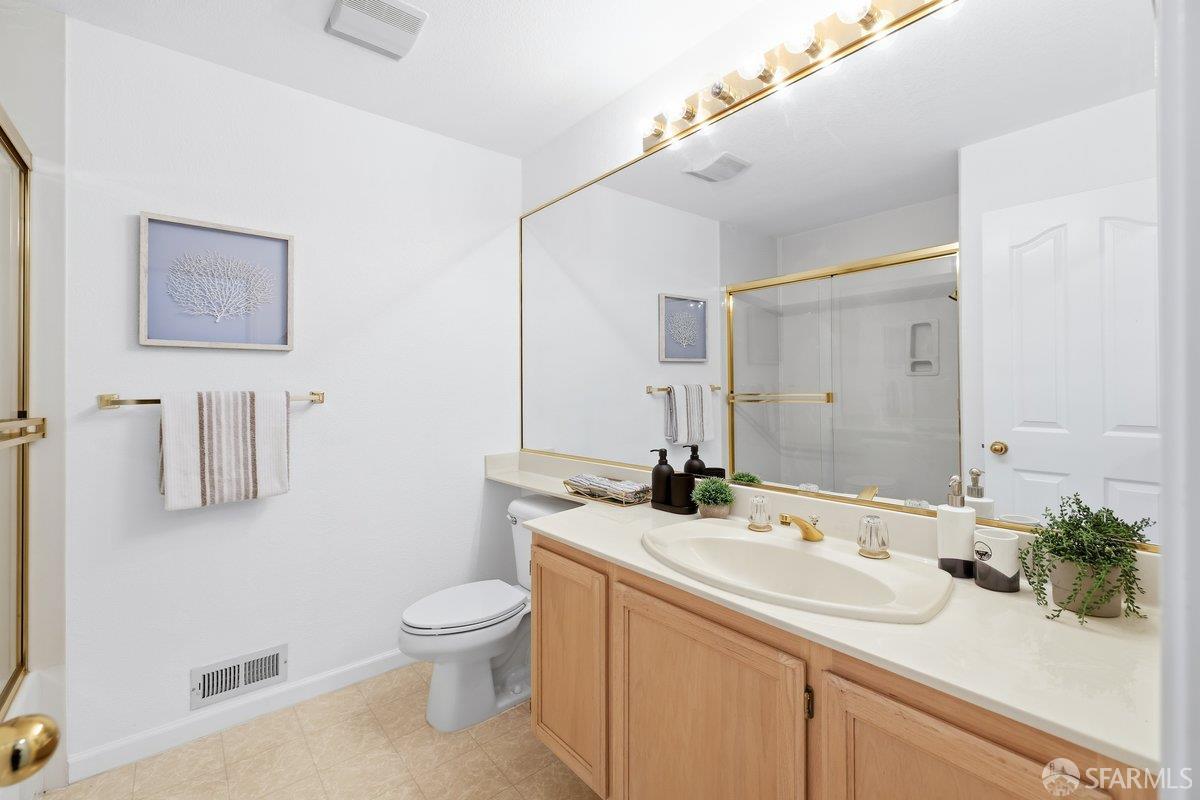 Detail Gallery Image 32 of 39 For 116 Blackpool Ct, Danville,  CA 94506 - 4 Beds | 3 Baths