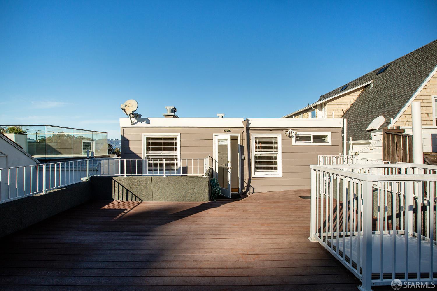 Detail Gallery Image 25 of 29 For 2759 Union St, San Francisco,  CA 94123 - 2 Beds | 2 Baths