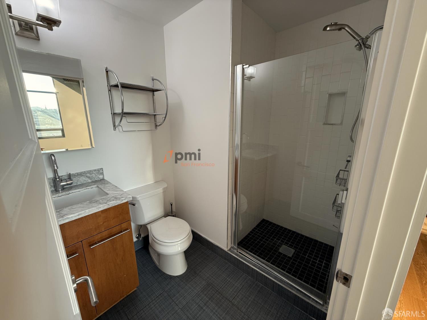 Detail Gallery Image 5 of 11 For 209 9th St, San Francisco,  CA 94103 - 3 Beds | 2 Baths