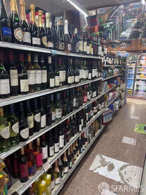 Detail Gallery Image 4 of 10 For 2701 20th Ave, San Francisco,  CA 94110 - – Beds | – Baths