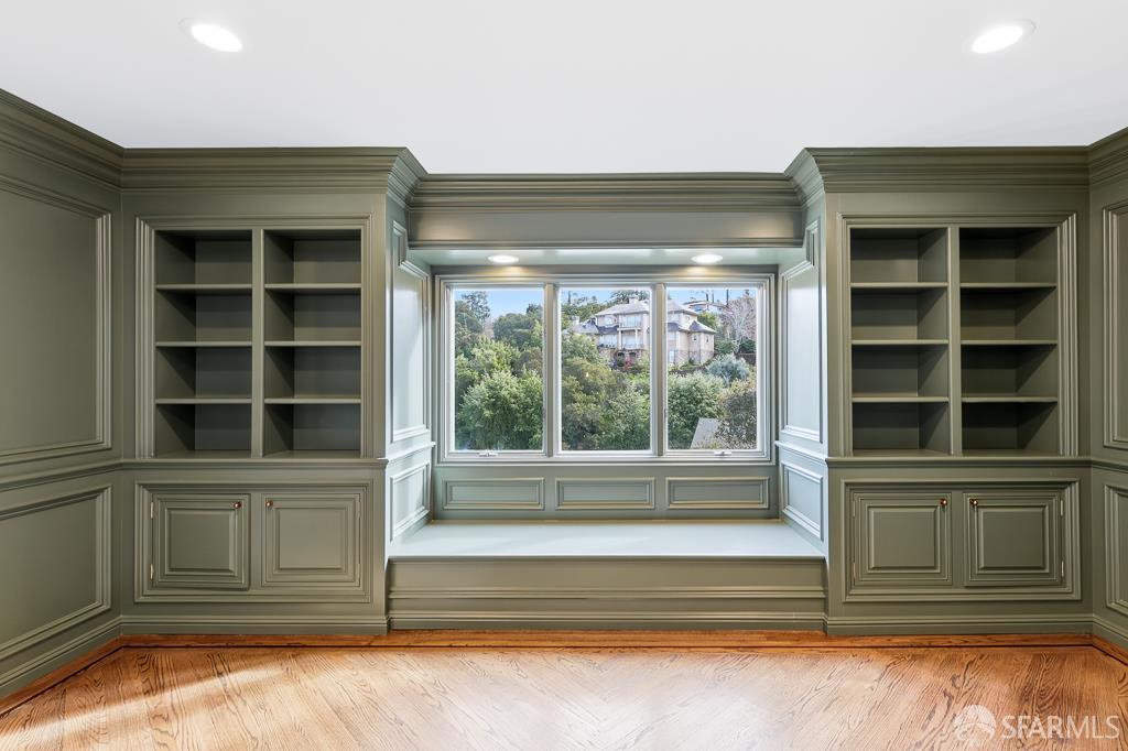 Detail Gallery Image 11 of 92 For 760 Chateau Dr, Hillsborough,  CA 94010 - 6 Beds | 8 Baths