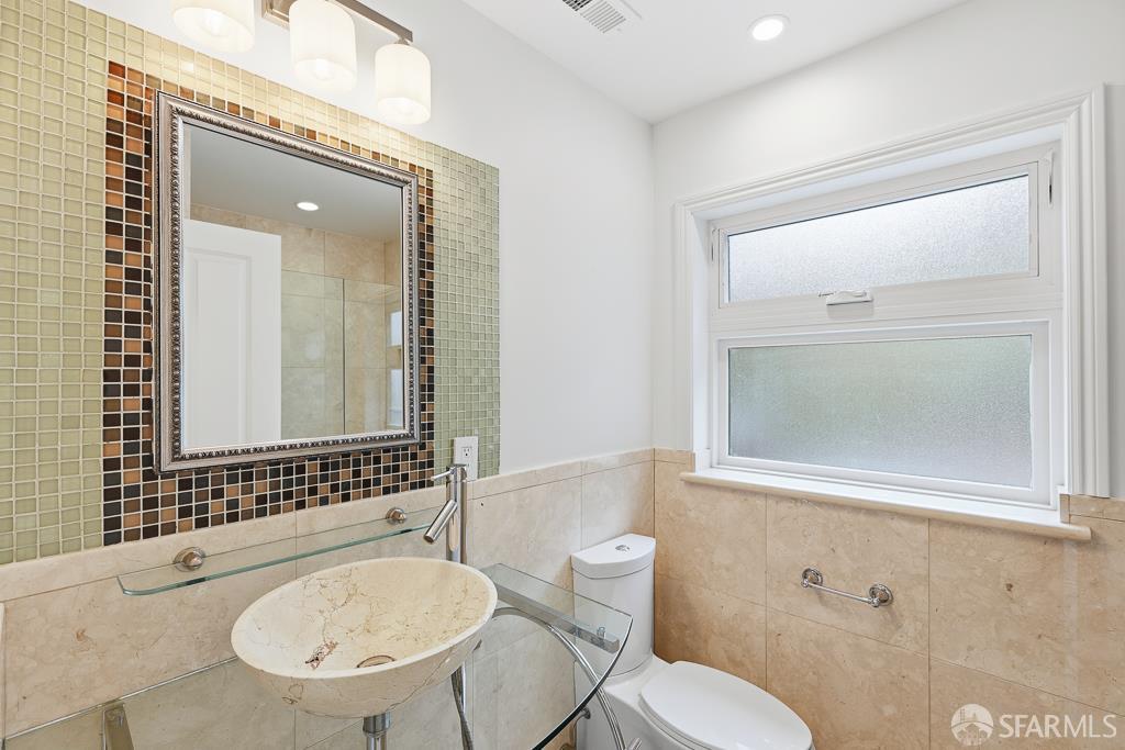 Detail Gallery Image 71 of 92 For 760 Chateau Dr, Hillsborough,  CA 94010 - 6 Beds | 8 Baths