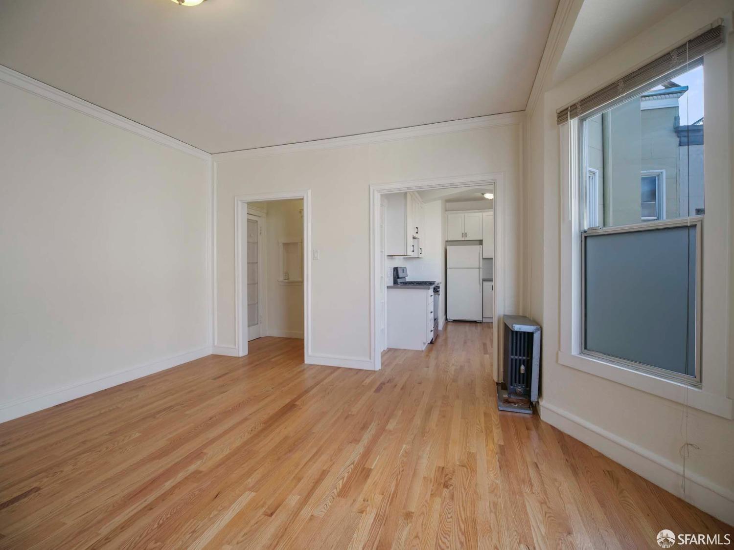 Detail Gallery Image 3 of 17 For 3315 Steiner St #16,  San Francisco,  CA 94123 - 0 Beds | 1 Baths