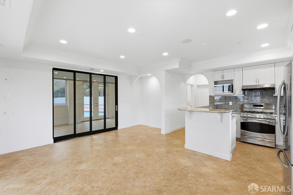 Detail Gallery Image 64 of 92 For 760 Chateau Dr, Hillsborough,  CA 94010 - 6 Beds | 8 Baths