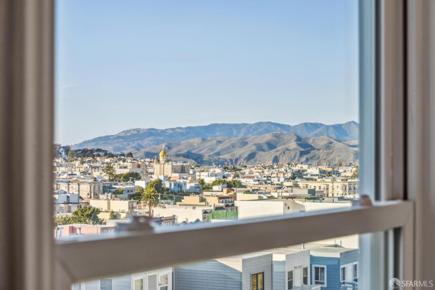 Detail Gallery Image 49 of 66 For 779 20th Ave #779,  San Francisco,  CA 94121 - 4 Beds | 3 Baths