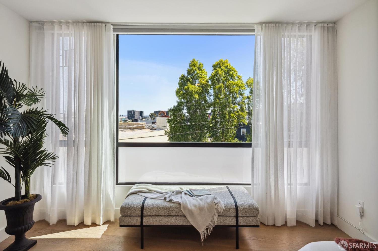 Photo #21: 425092944 Listing: Photo #21