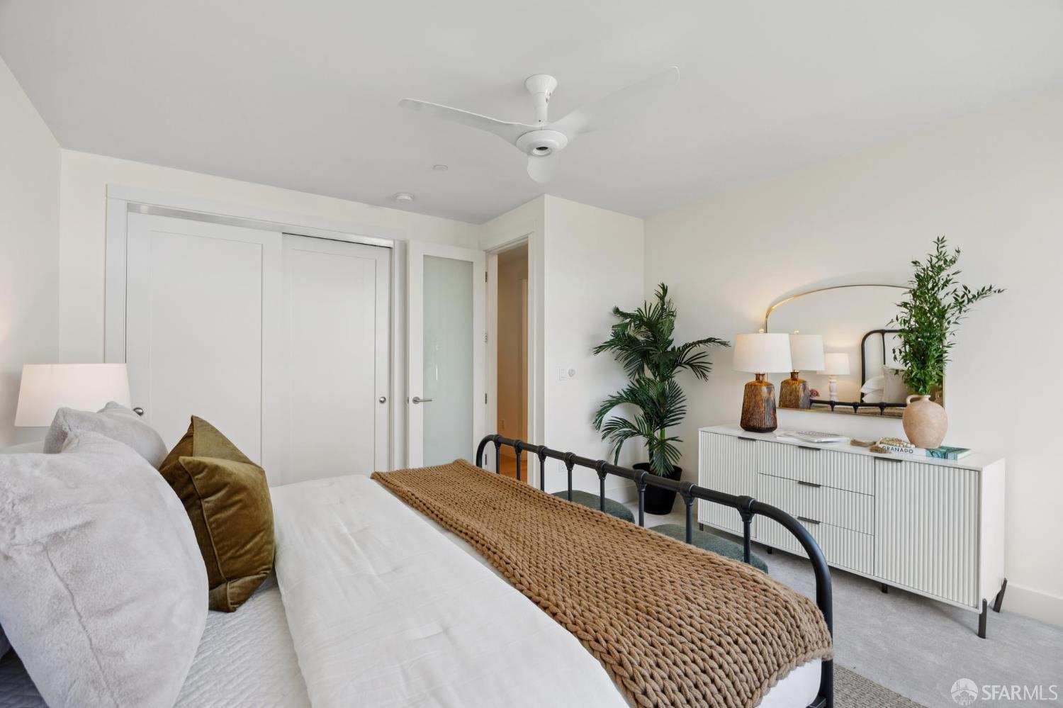 Photo #36: 425092944 Listing: Photo #36