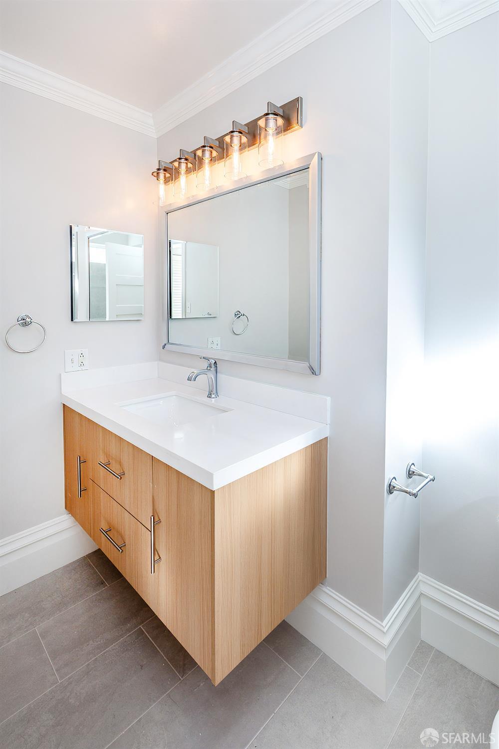 Detail Gallery Image 13 of 29 For 2759 Union St, San Francisco,  CA 94123 - 2 Beds | 2 Baths