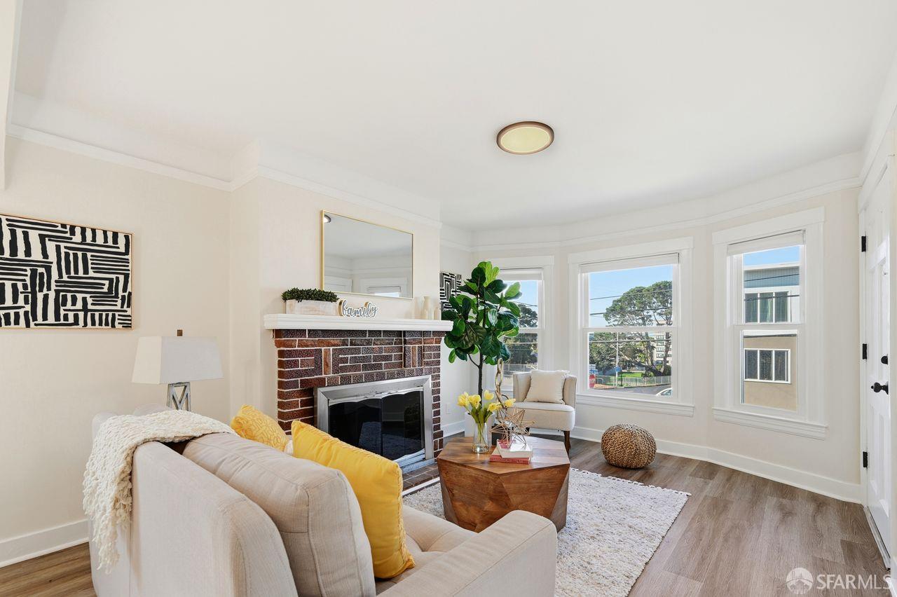 Detail Gallery Image 2 of 25 For 481 San Diego Ave, Daly City,  CA 94014 - 2 Beds | 1 Baths