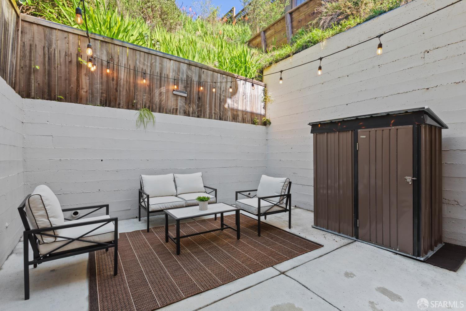 Detail Gallery Image 35 of 47 For 418 Joost Ave, San Francisco,  CA 94127 - 2 Beds | 2 Baths