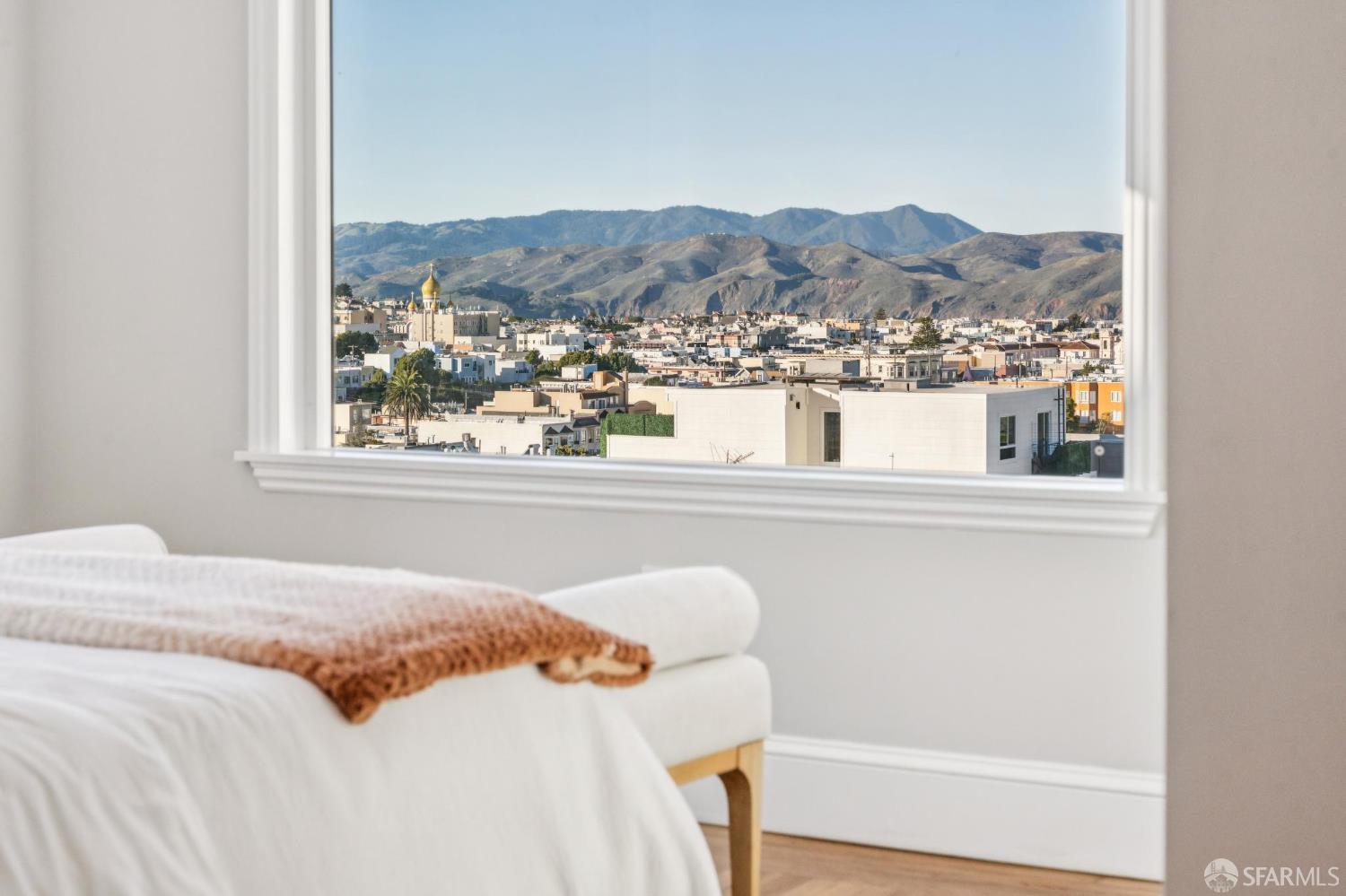 Detail Gallery Image 29 of 66 For 779 20th Ave #779,  San Francisco,  CA 94121 - 4 Beds | 3 Baths