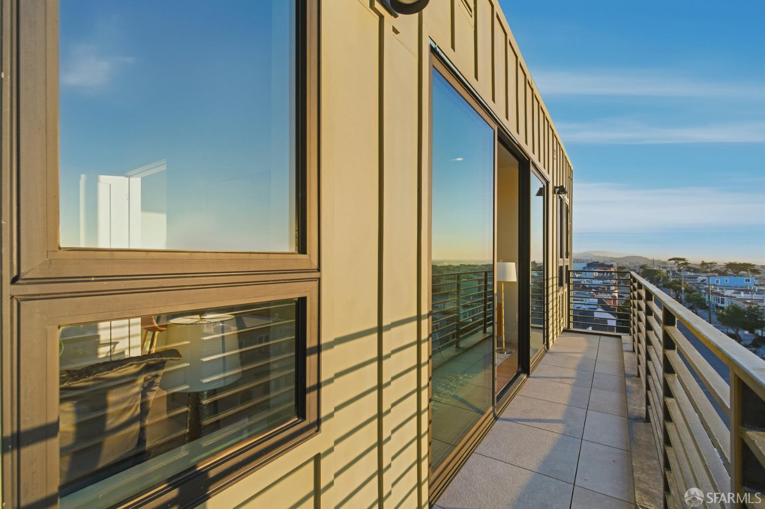 Detail Gallery Image 37 of 51 For 3945 Judah St #404,  San Francisco,  CA 94122 - 2 Beds | 2 Baths