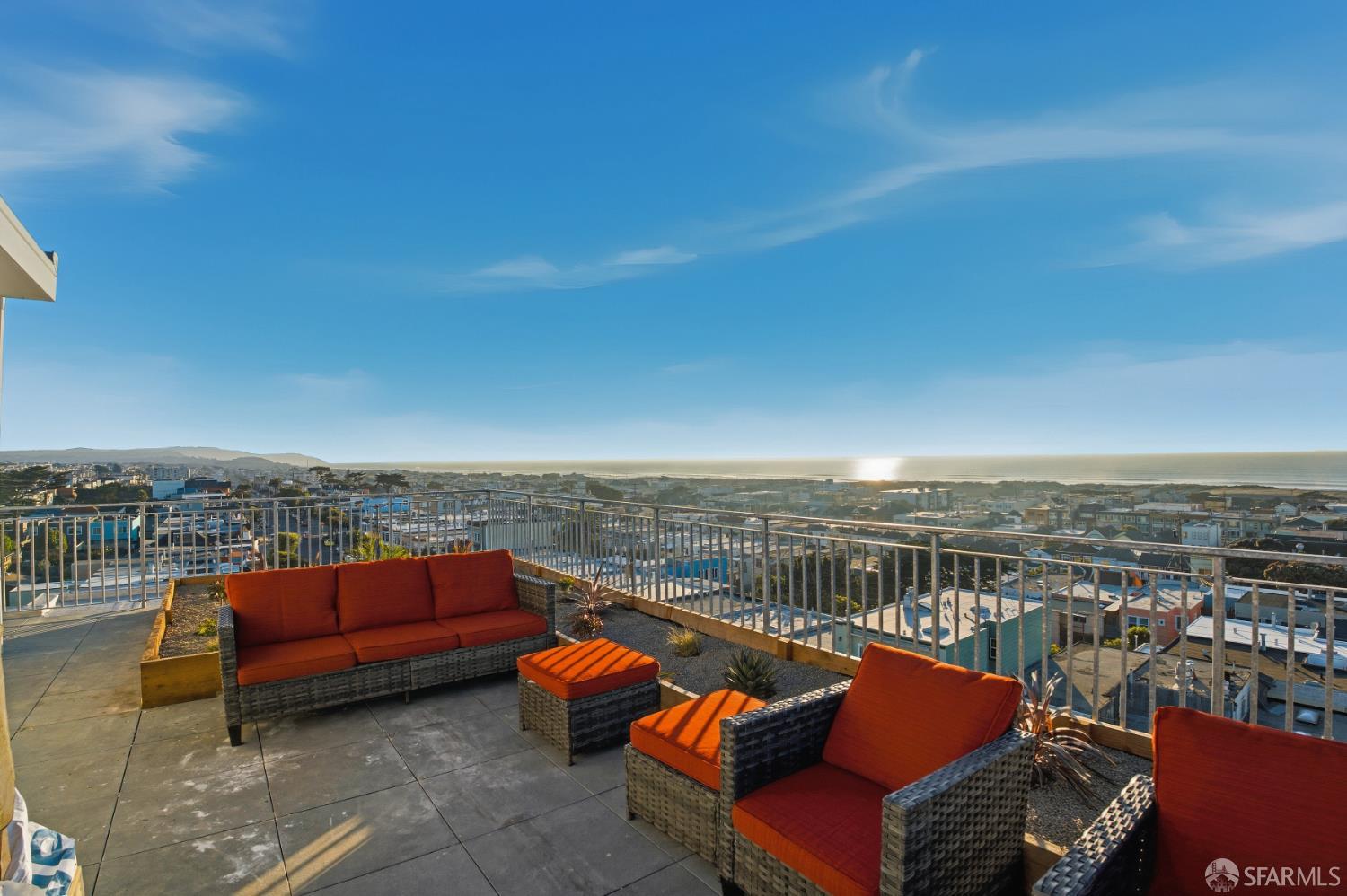 Detail Gallery Image 2 of 48 For 3945 Judah St #301,  San Francisco,  CA 94122 - 1 Beds | 1 Baths