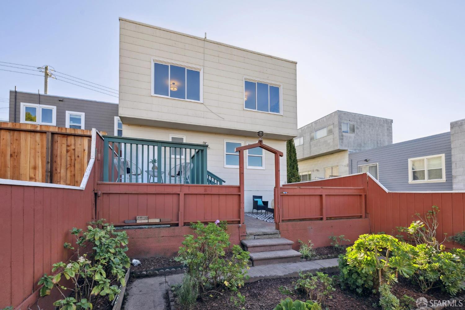 Detail Gallery Image 72 of 73 For 2030 Ortega St, San Francisco,  CA 94122 - 3 Beds | 2 Baths