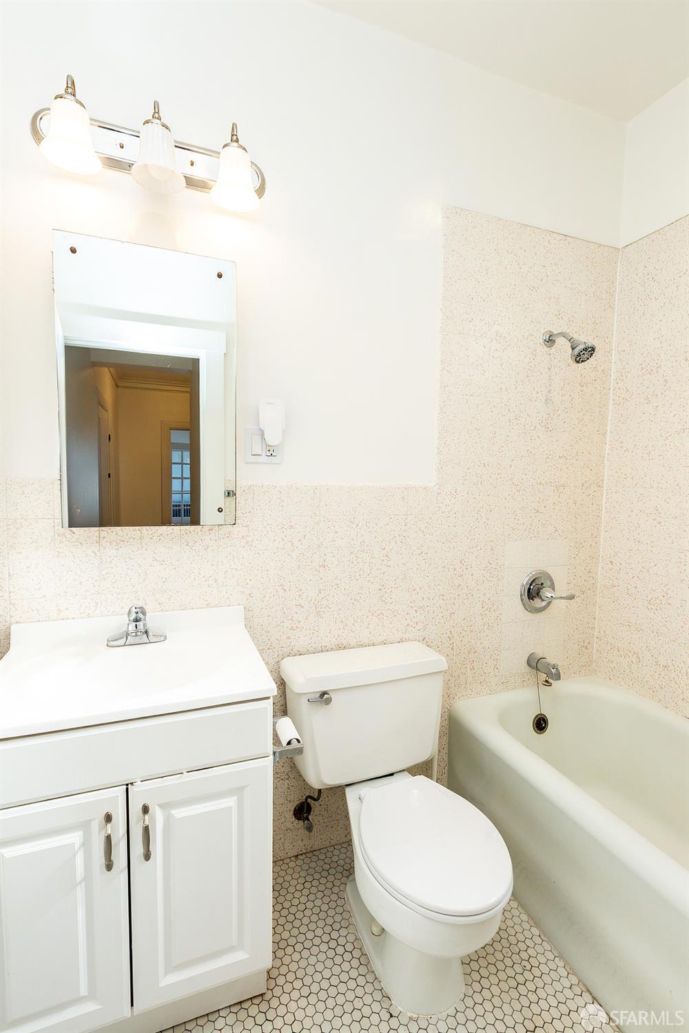 Detail Gallery Image 5 of 17 For 3033 Franklin St #7,  San Francisco,  CA 94123 - 1 Beds | 1 Baths