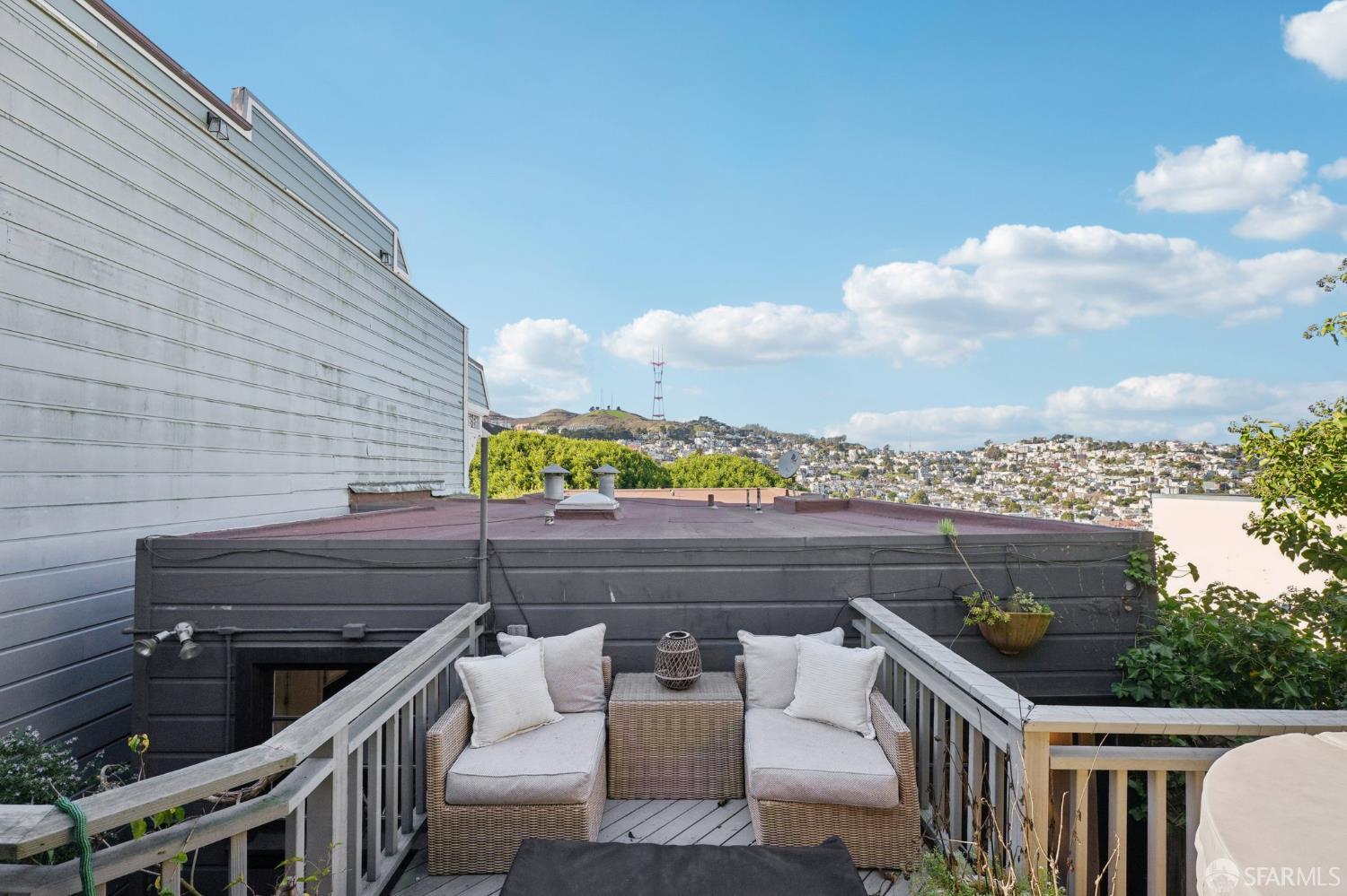 Detail Gallery Image 49 of 51 For 761 Noe St, San Francisco,  CA 94114 - 2 Beds | 1 Baths