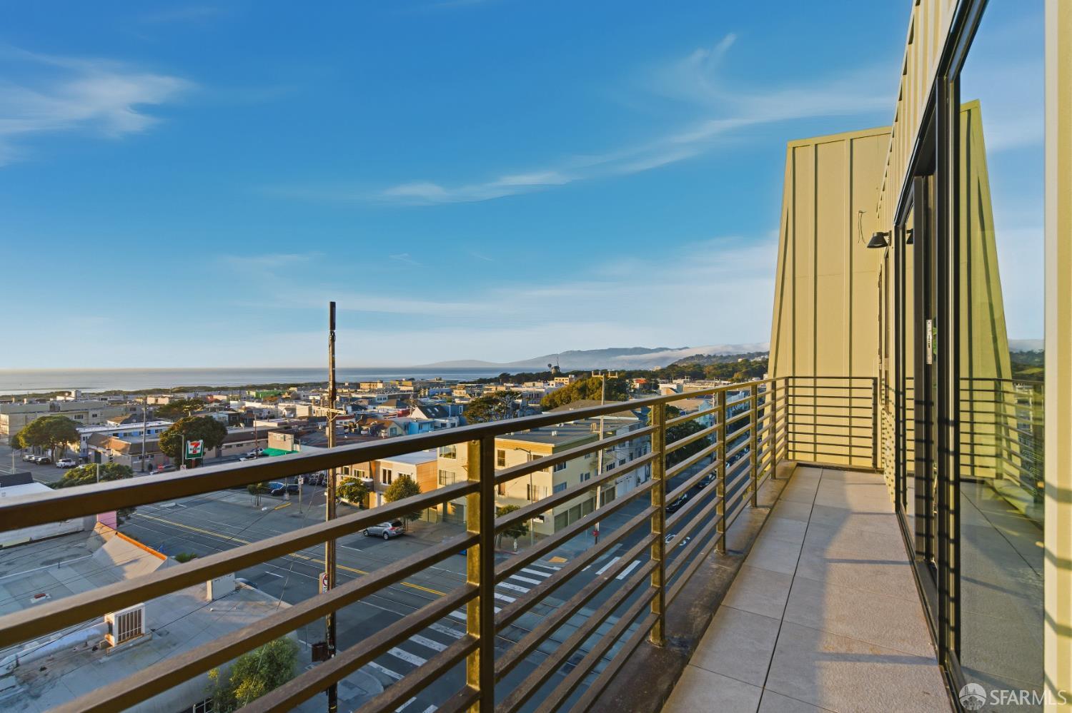 Detail Gallery Image 38 of 53 For 3945 Judah St #202,  San Francisco,  CA 94122 - 2 Beds | 2 Baths