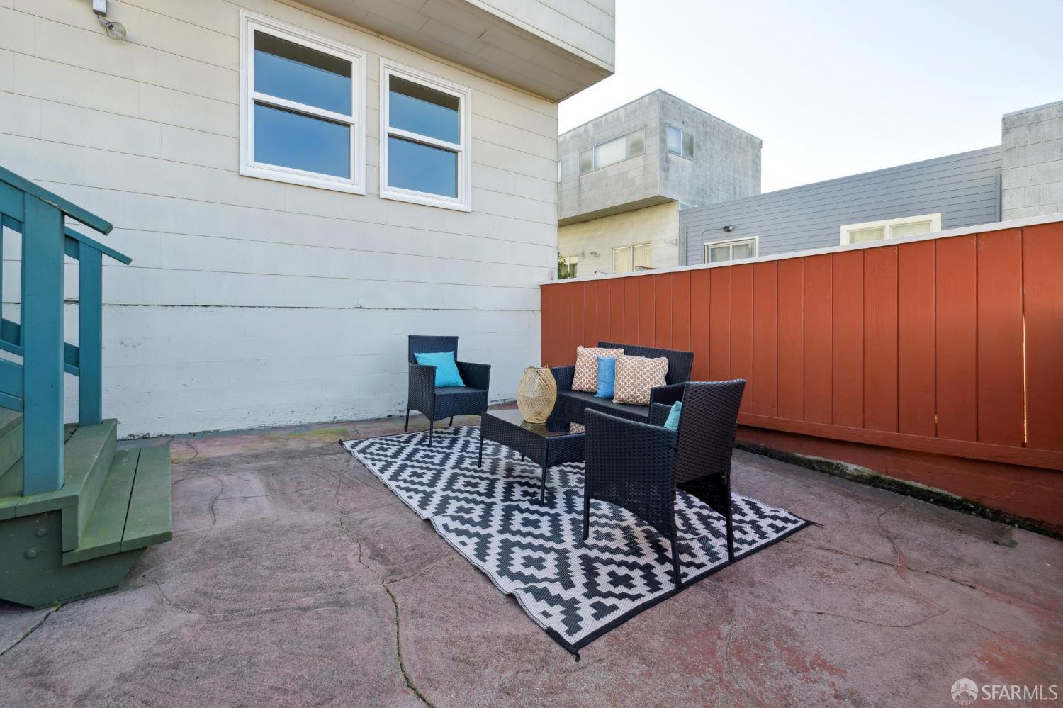Detail Gallery Image 70 of 73 For 2030 Ortega St, San Francisco,  CA 94122 - 3 Beds | 2 Baths