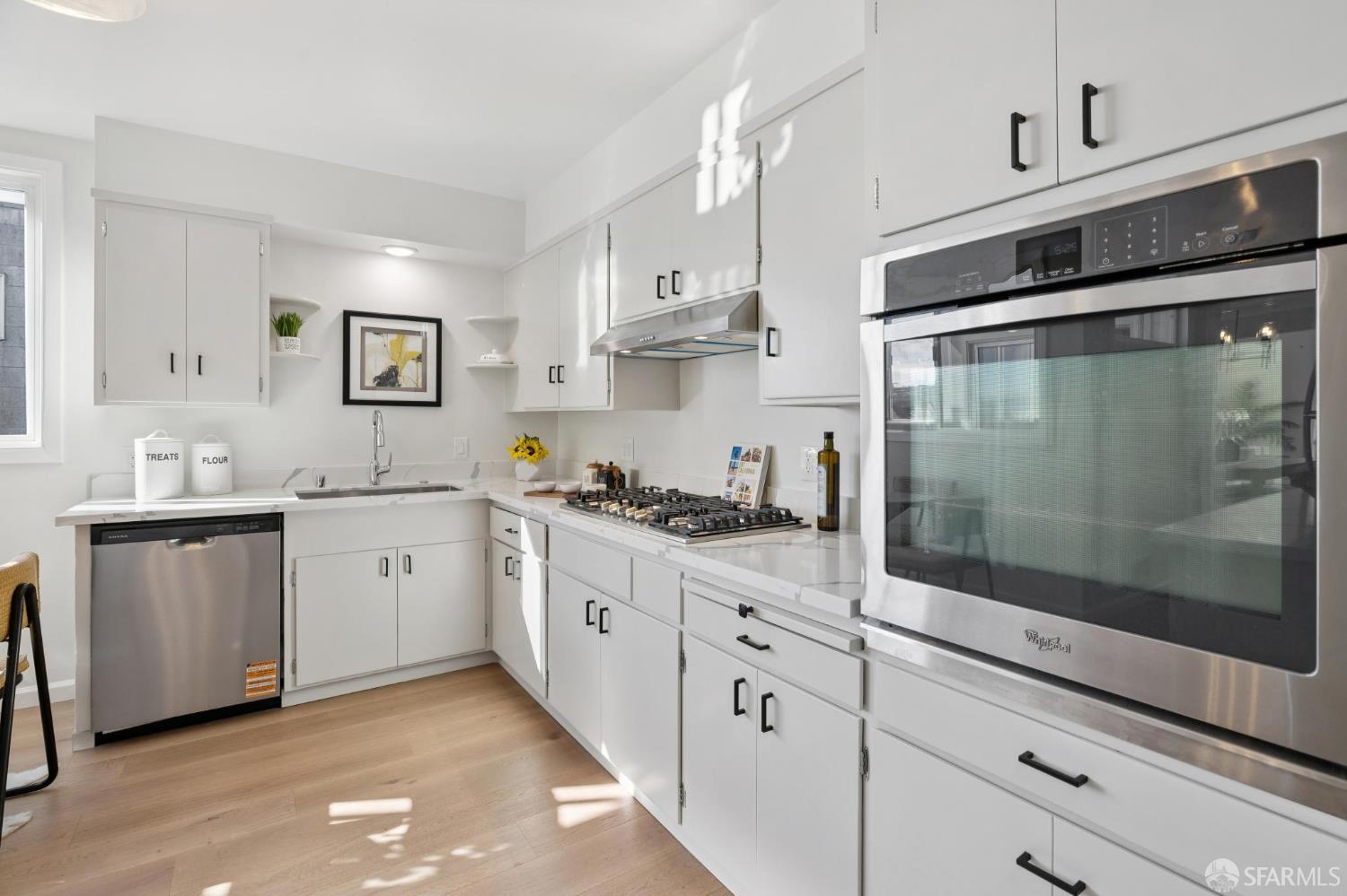 Detail Gallery Image 35 of 73 For 2030 Ortega St, San Francisco,  CA 94122 - 3 Beds | 2 Baths