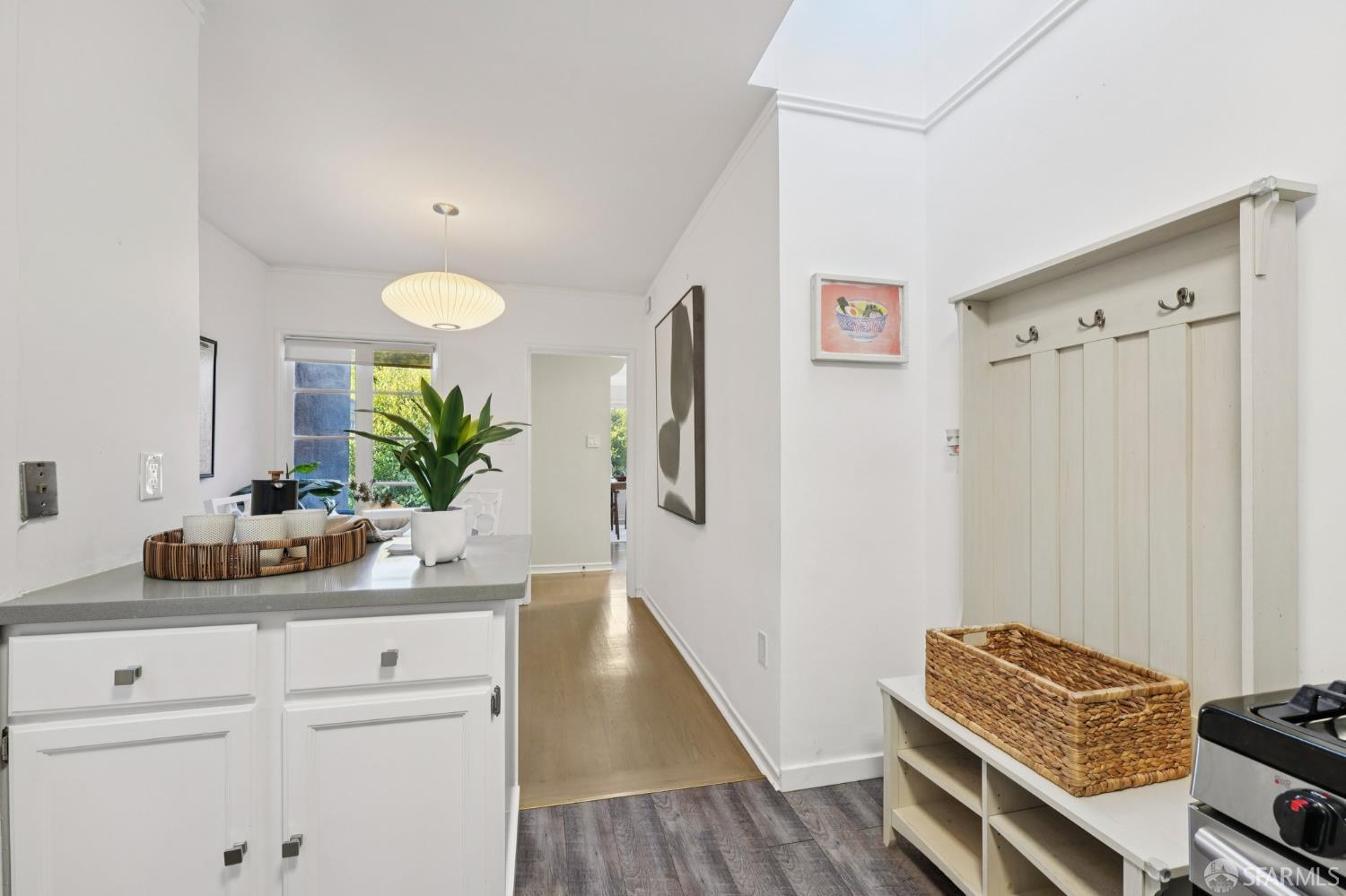 Detail Gallery Image 22 of 51 For 761 Noe St, San Francisco,  CA 94114 - 2 Beds | 1 Baths