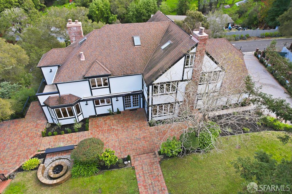 Detail Gallery Image 89 of 92 For 760 Chateau Dr, Hillsborough,  CA 94010 - 6 Beds | 8 Baths