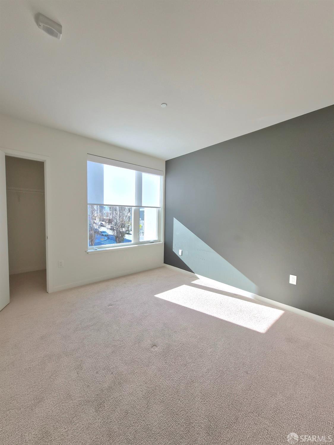 Detail Gallery Image 13 of 20 For 10 Innes Ct #304,  San Francisco,  CA 94124 - 2 Beds | 2 Baths