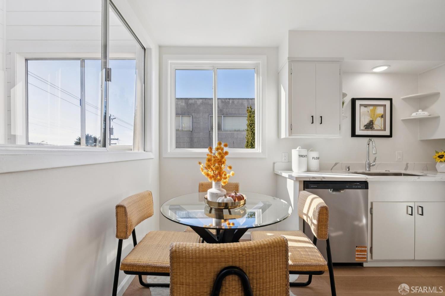 Detail Gallery Image 30 of 73 For 2030 Ortega St, San Francisco,  CA 94122 - 3 Beds | 2 Baths